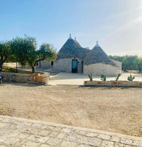 I Trulli del Vagabondo - Complex of Trulli with Private Pool