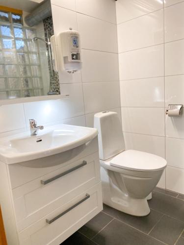 Lumi Guest House Room Type - Budget Double Room