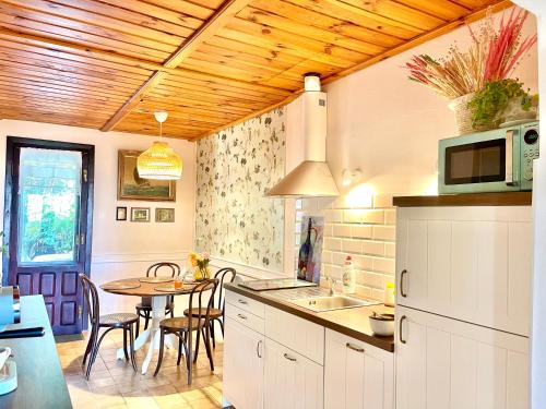 Apple Tree House