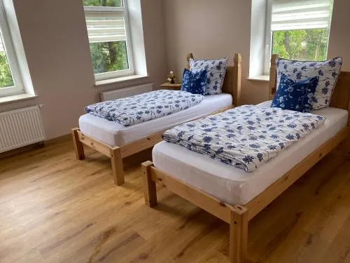 Moderne Wohnung nahe Leipzig und Leipziger Neuseenland mit großer Terrasse für Familien & Gruppen, WLAN, Parkplatz in Borna, Deutschland