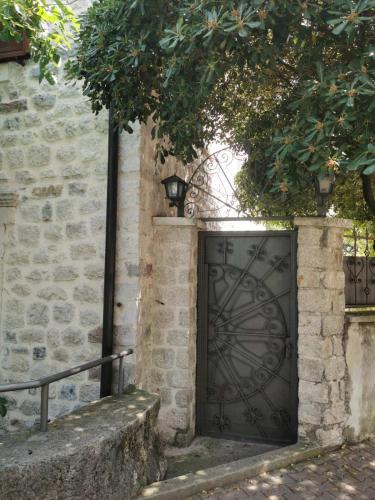 مدخل, I&G APARTMENTS in سكالجاري