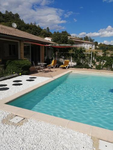 Villa de vacances avec piscine chauffée proche d Anduze (Villa de vacances avec piscine chauffee proche d Anduze) in Saint-Jean-du-Pin
