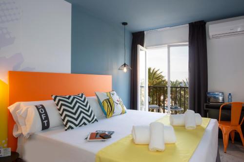 Casual Pop Art Benidorm by Casual Hoteles - image 4