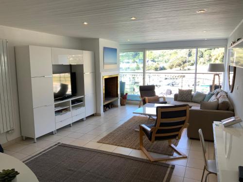 Duplex « Le Pirate » 3 chambres et vue port gîte à louer Le Piquey