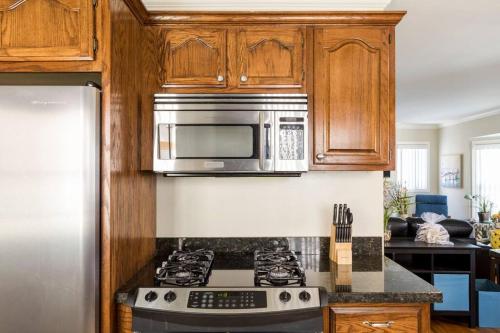 2bd/2ba in Belmont Shores! Close to EVERYTHING! in Long Beach, USA