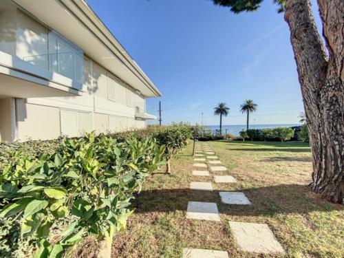 Résidence la Villa Bleue Golfe Juan - Location saisonnière - Vallauris