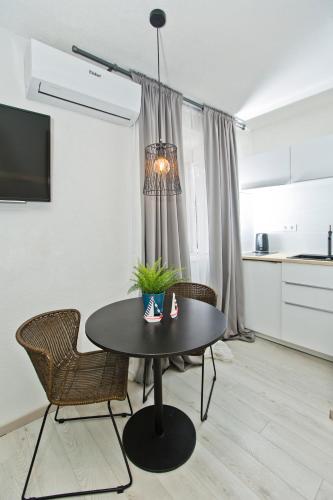 Apartment and Studios Happy Place 3
