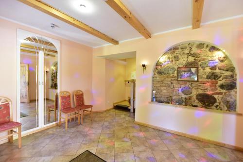 設施, "Senoji sodyba" in 斯維達賽