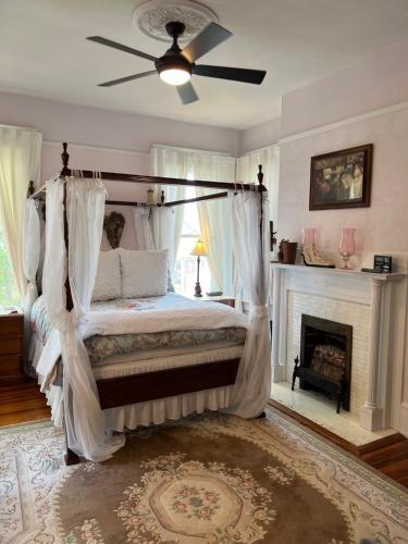 1 queen bed