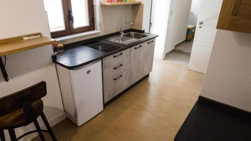 111 apartments & rooms 5