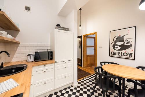 Old Town Market Place Apartment by BookingHost, Varšava (fotografie 10)