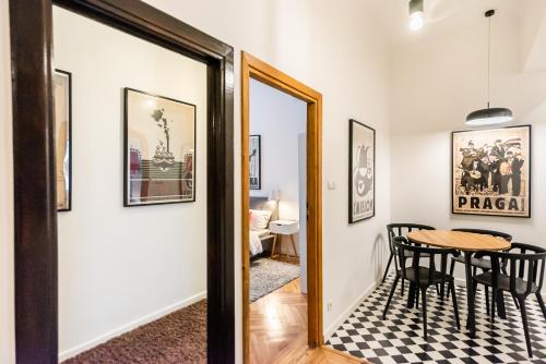 Old Town Market Place Apartment by BookingHost, Varšava (fotografie 9)
