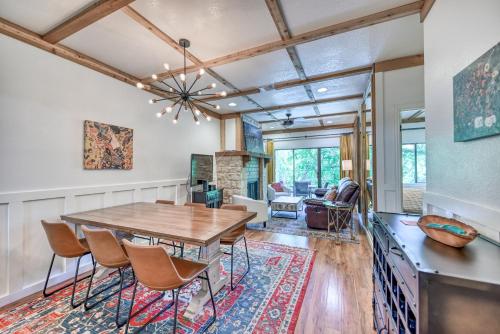 New! Luxurious Riverfront Condo Just 1 Blk to Schlitterbahn! - image 12