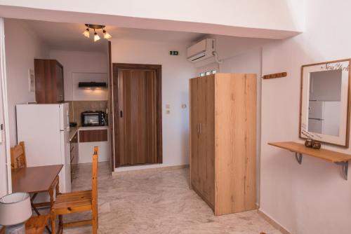 Elena Studios, Athanion (fotografie 6)
