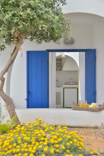 Hotel Mediterranean in Naxos Island
