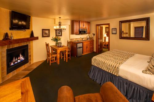 Alpine Village Suites