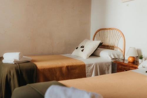 Double or Twin Room with Private Bathroom image 5