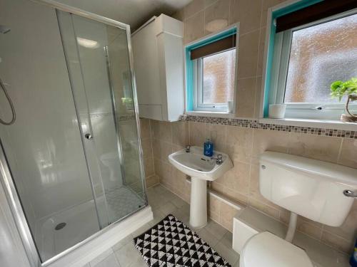 حمام, 119 Hemsby Holiday Chalet, Convenient for sandy beach in جريت يارماوث