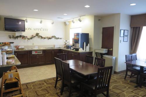호손 익스텐디드 스테이 바이 윈덤 세빌 - 레스토랑