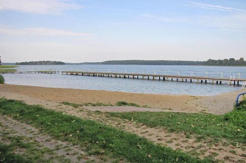 Вид, Cottage by Lake Dabrowa with Fishing in Даброва