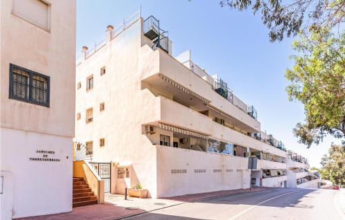 Bể bơi, Beautiful Apartment In Benalmádena (Beautiful Apartment In Benalmadena) in Rancho Domingo