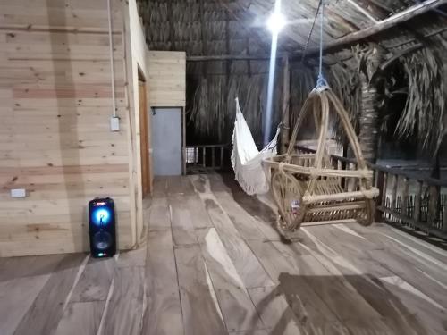 Діяльність, LA GAITERA Cabaña (LA GAITERA Cabana) in Moñitos