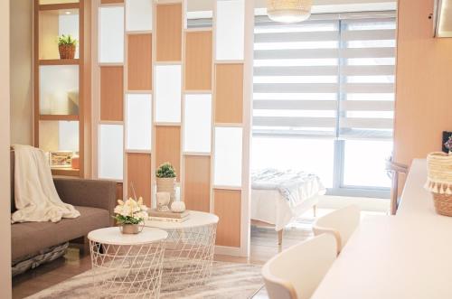 Cozy and Classy Studio Across Airport Terminal 3, Manila