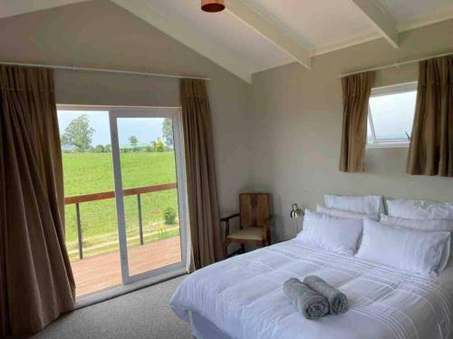 Protea Loft - Romantic stay - No Load shedding, Hilton