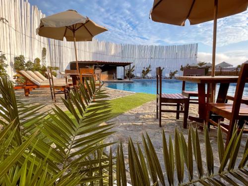 Hotel los Delfines de Chicama - 수영장