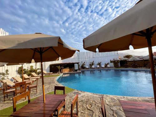 Басейн, Hotel los Delfines de Chicama in Пуерто Чікама