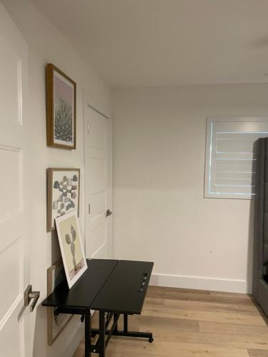 Fully Renovated 3br walkable to restaurants in Leander, USA