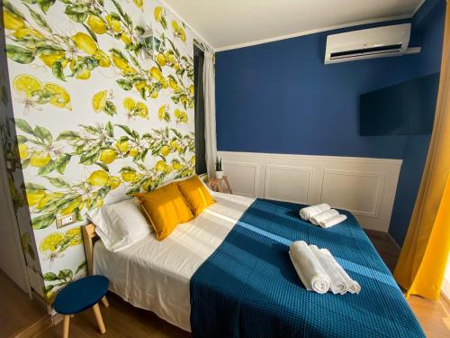 Double Room with Terrace image 10
