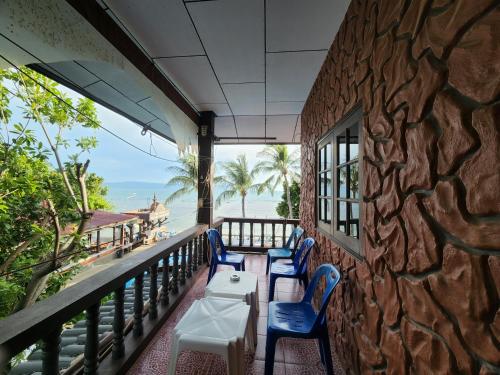 Camera, familiare, vista sul mare