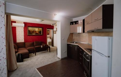 Rovno Hotel - image 10
