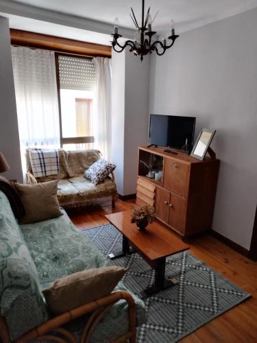 Berleo 1 Piso completo en pleno casco histórico. (Berleo 1 Piso completo en pleno casco historico.) in Medina De Pomar