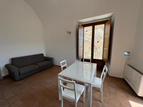 La Rupe Apartments Tropea 4