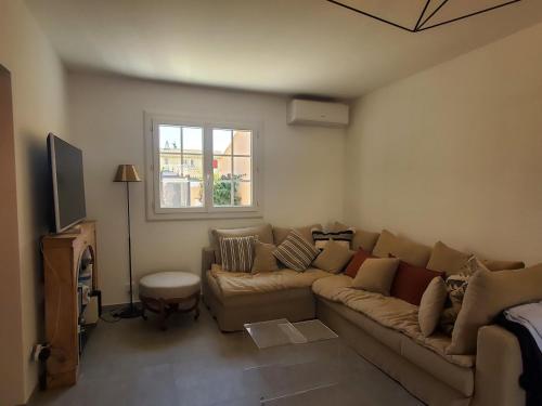 Three-Bedroom House image 7