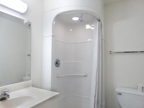 Motel 6-Kalispell MT - image 6