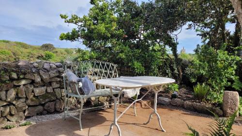 Cosy terraced Cornish cottage near the sea