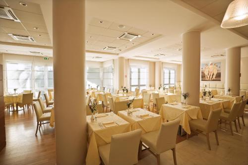 ホテル ラファエル