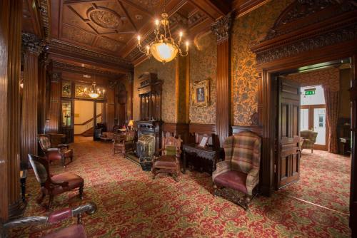 Előcsarnok, Macdonald Norwood Hall Hotel in Aberdeen Külváros