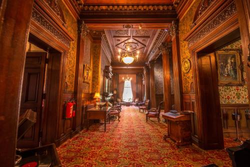 Előcsarnok, Macdonald Norwood Hall Hotel in Aberdeen Külváros