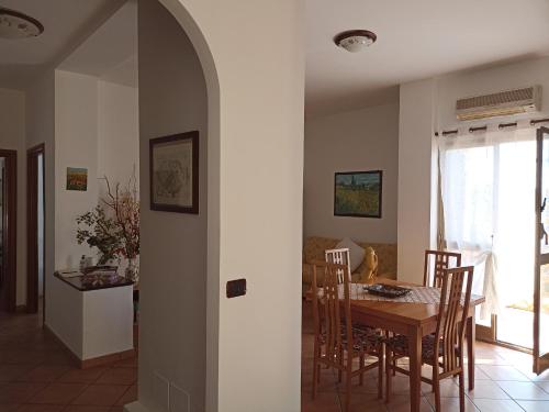  La casa nel villaggio in Stadtviertel Acilia