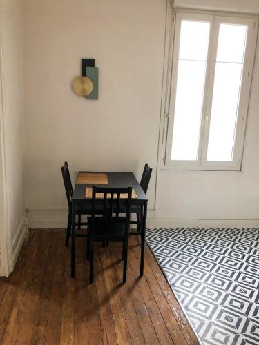 Facilities, Bel appartement dans hotel particulier in Talence
