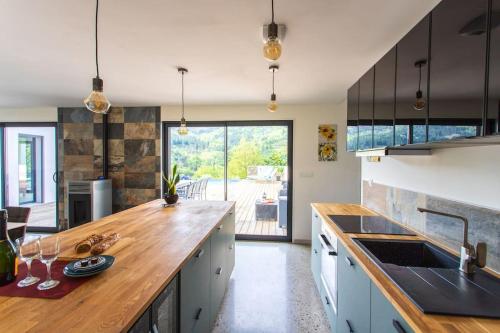 Villa Blanche, Contemporary, Cathars, Couiza, Carcassonne in 庫伊扎