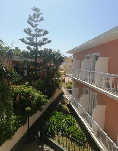 Sirena Beach - image 14