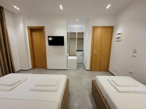 Vila Anxhelo - image 13
