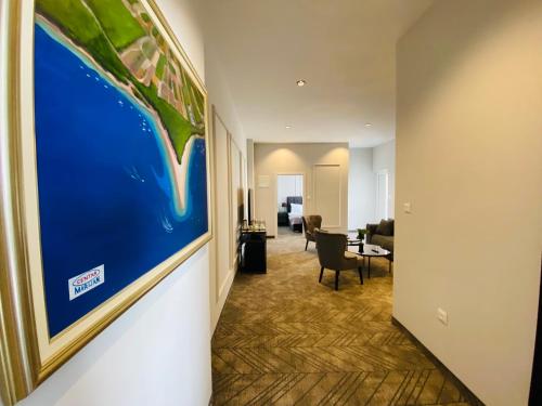 Superior Suite image 3