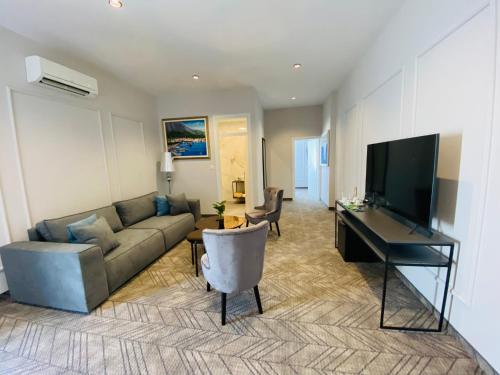 Superior Suite image 5