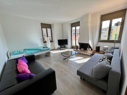 Shared lounge/TV area, Tripolitania in Minusio